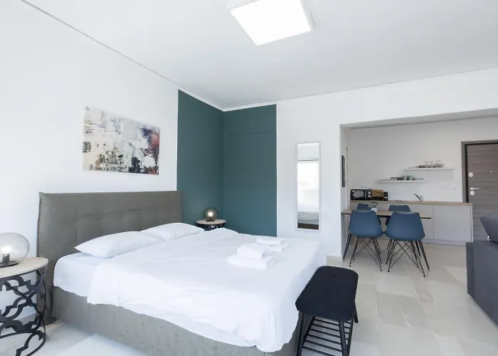 Hip And Fun Apt A